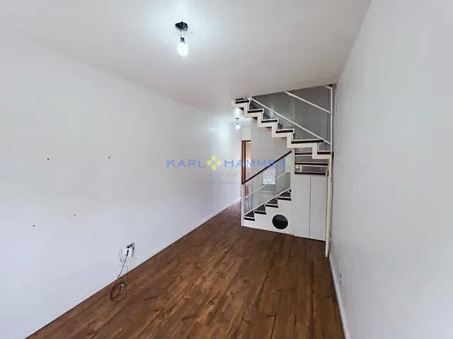 Apartamento com 77m² 3 quartos e 2 banheiros, à venda, no bairro Saldanha Marinho em Petrópolis