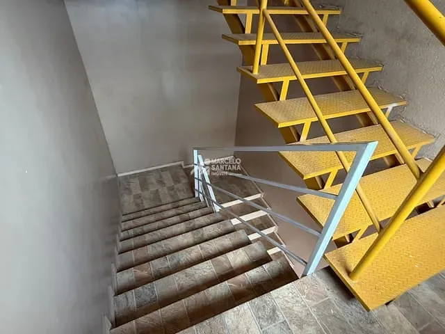 Sobrado 3 quartos e 1 banheiro, à venda, no bairro Felícia em Vitória da Conquista