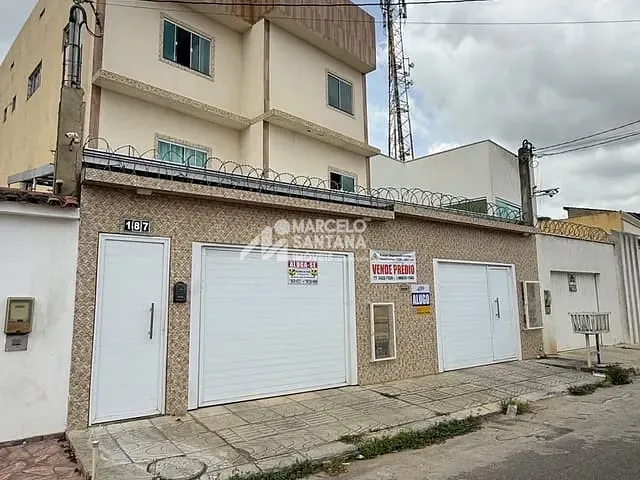 Sobrado 3 quartos e 1 banheiro, à venda, no bairro Felícia em Vitória da Conquista