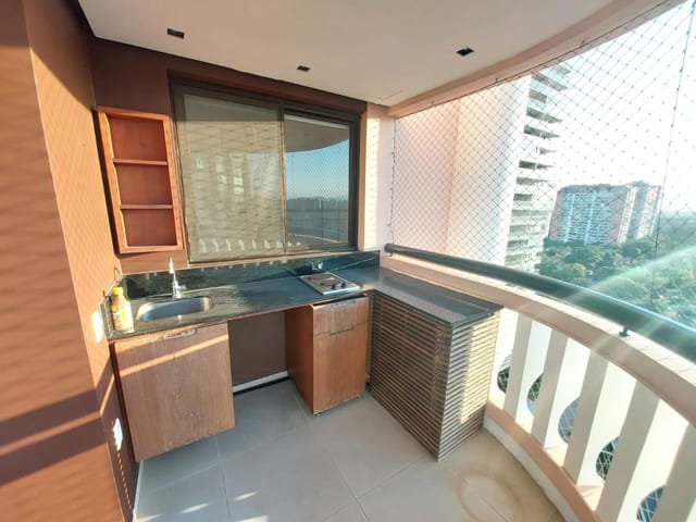 Apartamento com 145m² 3 quartos e 3 banheiros, à venda, no bairro Barra da Tijuca em Rio de Janeiro