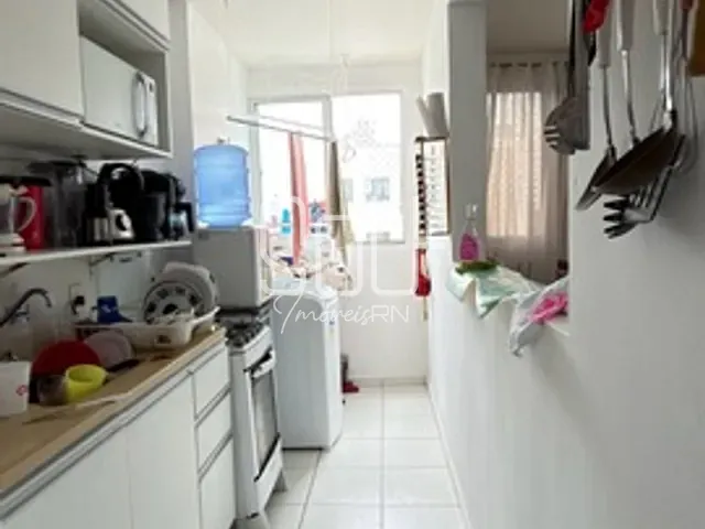 Apartamento 2 quartos e 1 banheiro, à venda, no bairro Nova Parnamirim em Parnamirim