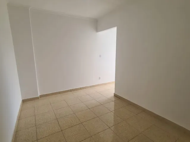 Apartamento com 60m² 2 quartos e 2 banheiros, para alugar, no bairro Copacabana em Rio de Janeiro