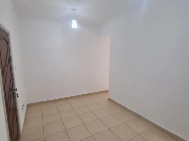 Apartamento com 60m² 2 quartos e 2 banheiros, para alugar, no bairro Copacabana em Rio de Janeiro