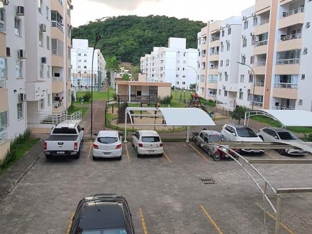 Apartamento 2 quartos e 1 banheiro, à venda, no bairro Espinheiros em Itajaí