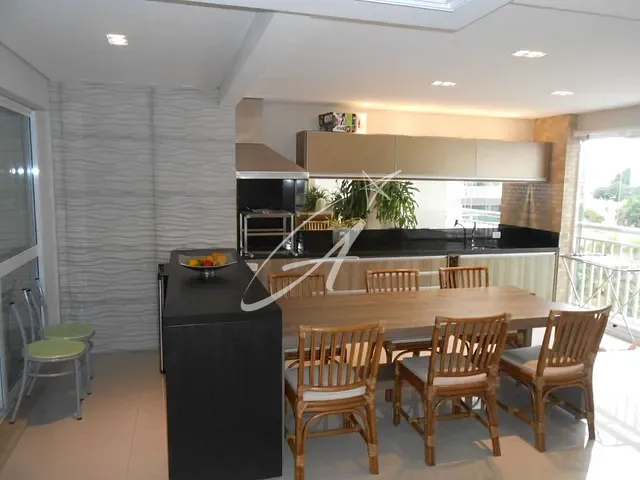 Apartamento com 242m² 4 quartos e 6 banheiros, à venda, no bairro Tatuape em São Paulo