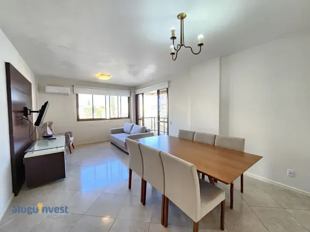 Apartamento 3 quartos e 2 banheiros, à venda, no bairro Centro em Florianópolis