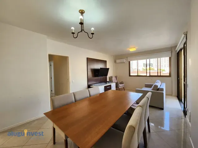 Apartamento 3 quartos e 2 banheiros, à venda, no bairro Centro em Florianópolis