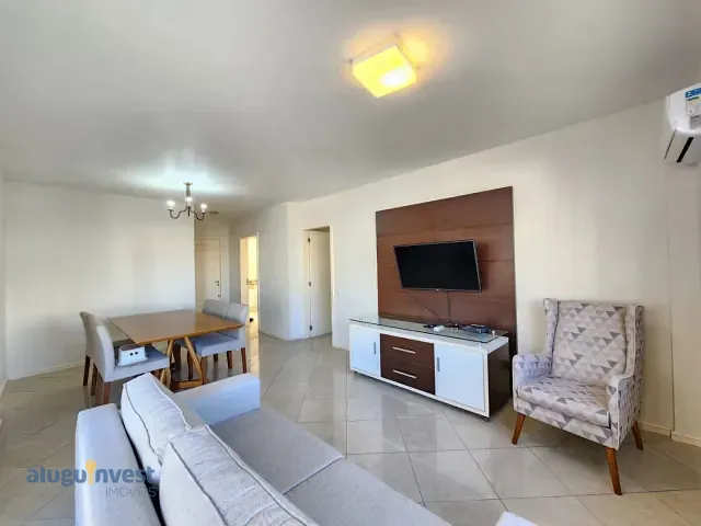 Apartamento 3 quartos e 2 banheiros, à venda, no bairro Centro em Florianópolis