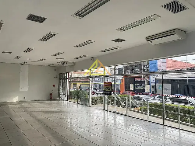Prédio com 1196m², para alugar, no bairro Parada Inglesa em São Paulo