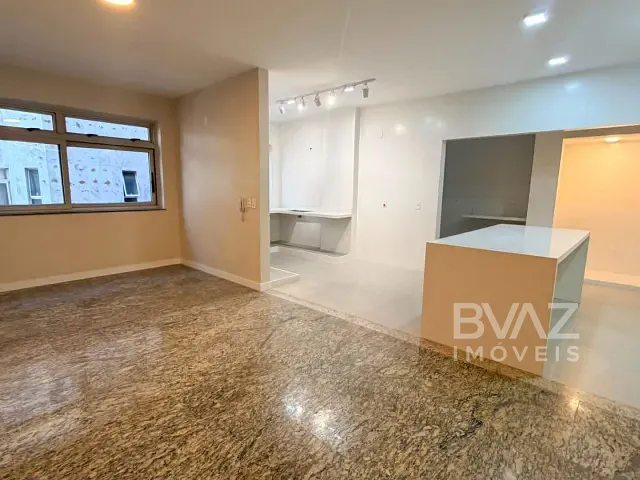 Apartamento com 351m² 3 quartos e 5 banheiros, à venda, no bairro Algodoal em Cabo Frio