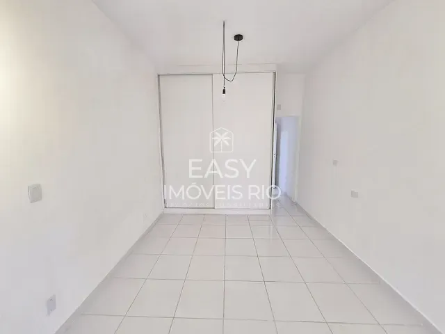 Apartamento com 48m² 1 quarto e 1 banheiro, para alugar, no bairro Leblon em Rio de Janeiro