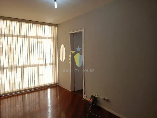 Apartamento com 67m² 1 quarto e 2 banheiros, para alugar, no bairro Copacabana em Rio de Janeiro