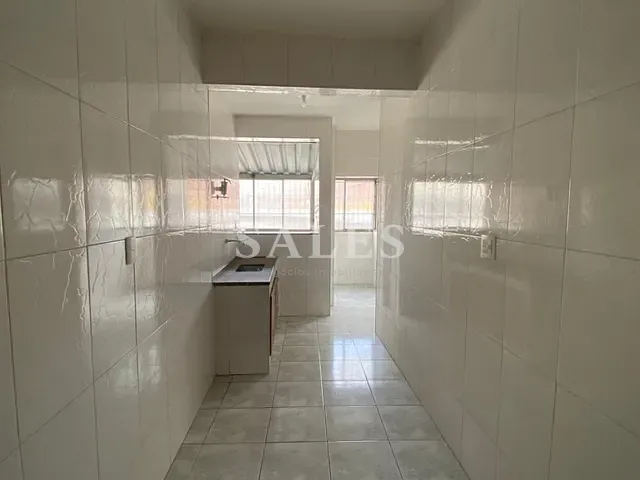 Apartamento com 65m² 2 quartos e 2 banheiros, para alugar, no bairro Centro em Juiz de Fora