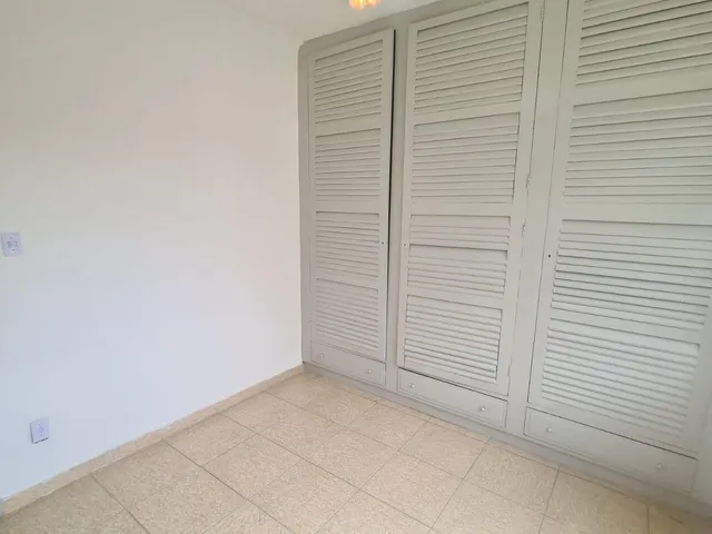 Apartamento com 60m² 2 quartos e 2 banheiros, para alugar, no bairro Copacabana em Rio de Janeiro