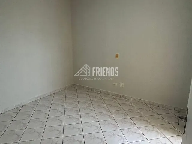 Apartamento com 75m² 3 quartos e 1 banheiro, para alugar, no bairro Cidade Brasil em Guarulhos