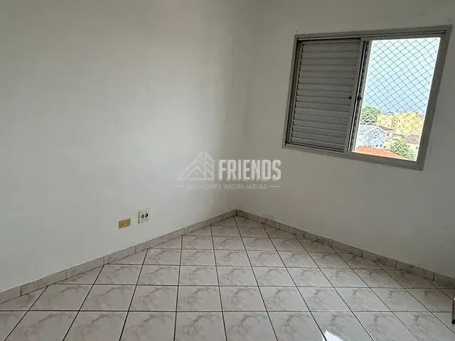 Apartamento com 75m² 3 quartos e 1 banheiro, para alugar, no bairro Cidade Brasil em Guarulhos