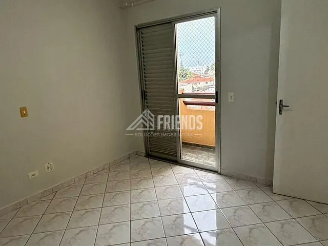 Apartamento com 75m² 3 quartos e 1 banheiro, para alugar, no bairro Cidade Brasil em Guarulhos
