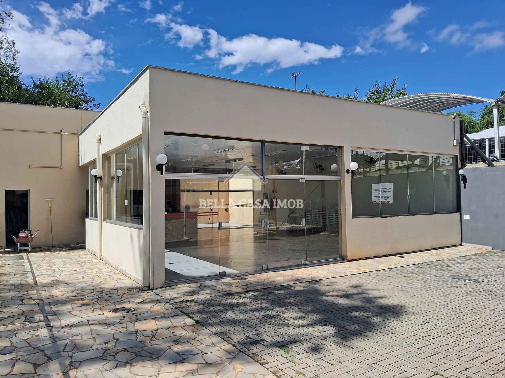 Apartamento à venda com 2 quartos, 56m² - Foto 21
