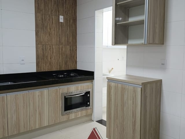 Apartamento 2 quartos e 2 banheiros, à venda ou para alugar, no bairro Villa Real em Franca
