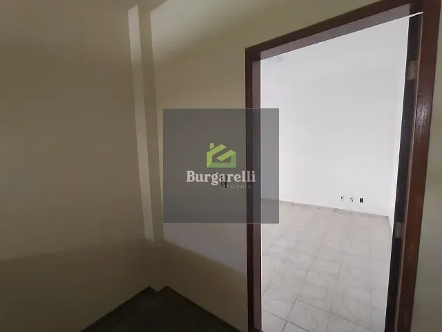 Apartamento 2 quartos e 1 banheiro, para alugar, no bairro Dos Ipês em Lavras