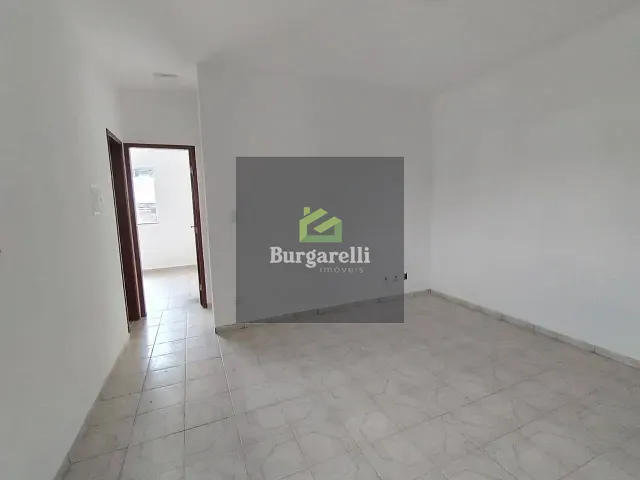 Apartamento 2 quartos e 1 banheiro, para alugar, no bairro Dos Ipês em Lavras
