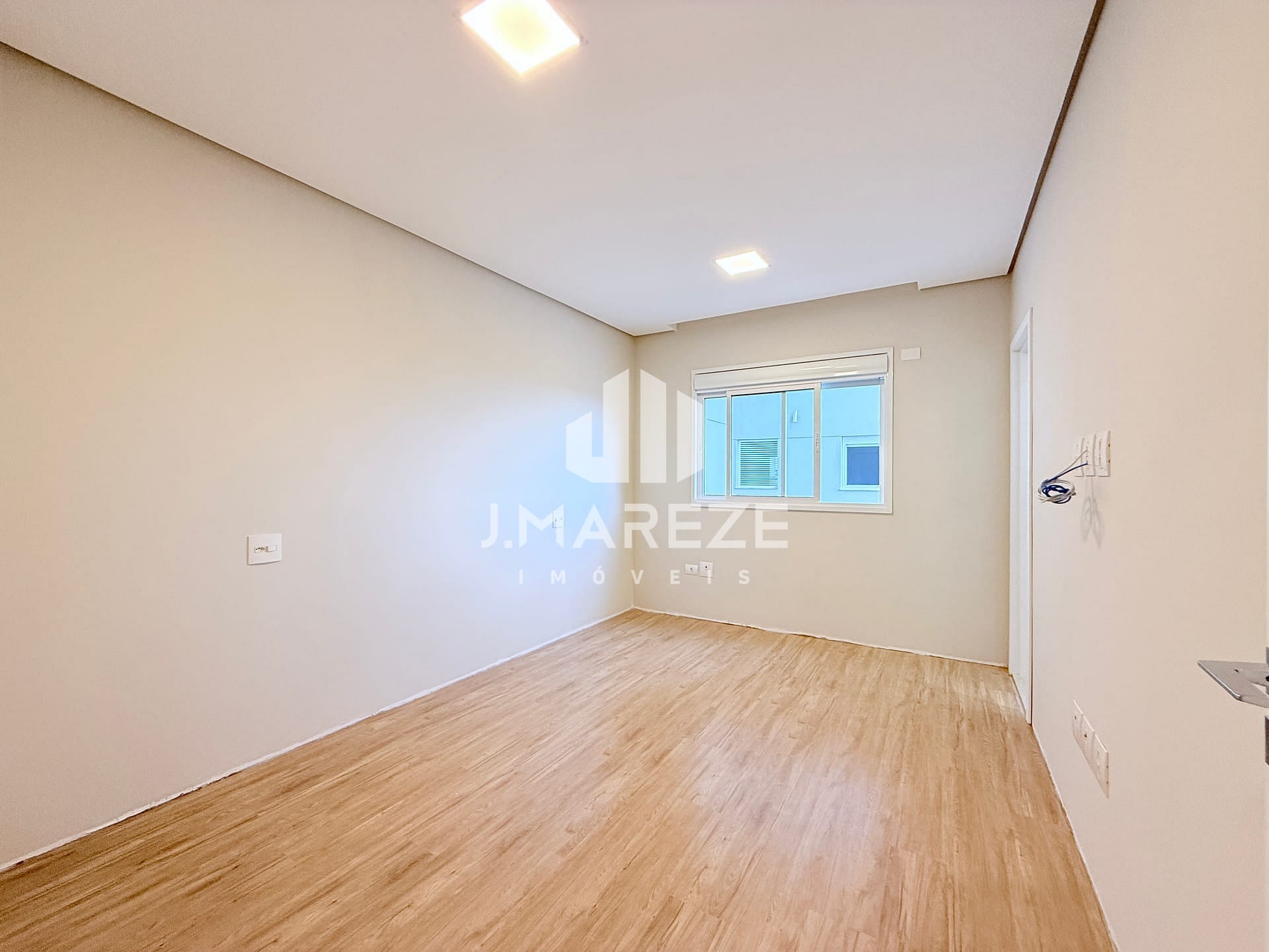 Apartamento à venda com 3 quartos, 127m² - Foto 6