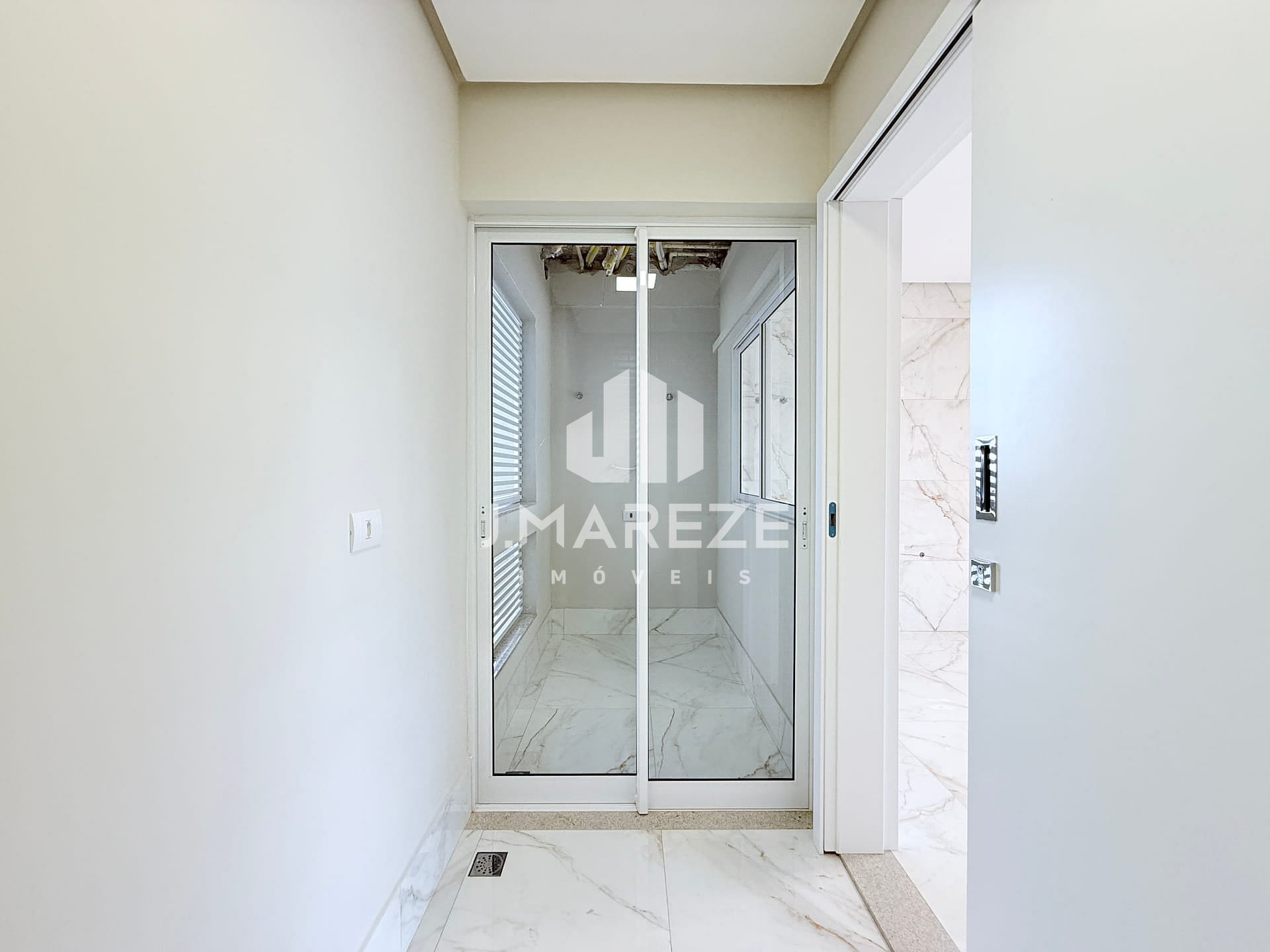 Apartamento à venda com 3 quartos, 127m² - Foto 14