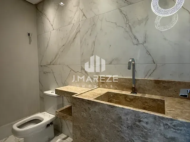 Apartamento com 222m², à venda, no bairro Centro em Apucarana
