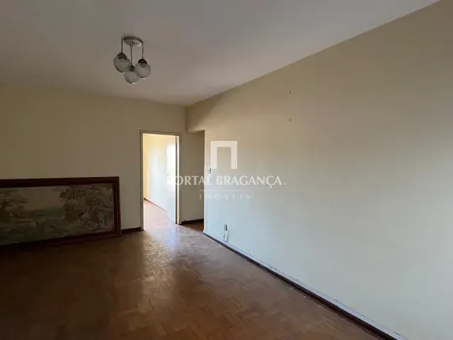 Apartamento 3 quartos e 2 banheiros, à venda, no bairro Centro em Bragança Paulista