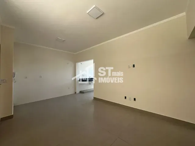 Apartamento com 72m² 3 quartos e 1 banheiro, à venda, no bairro Morada Dos Passaros em Andradas