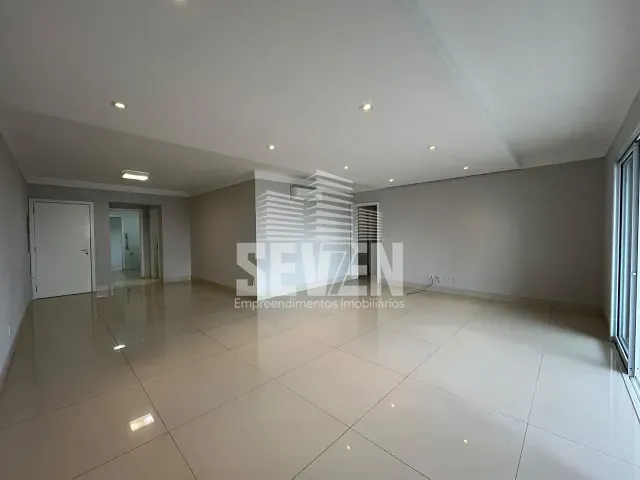 Apartamento com 200m² 4 quartos e 5 banheiros, à venda ou para alugar, no bairro Vila Leme da Silva em Bauru