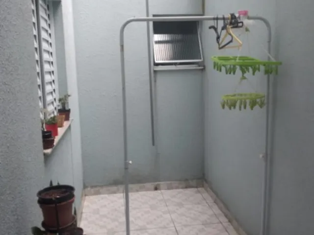 Apartamento 2 quartos e 2 banheiros, à venda, no bairro Vila Cecília Maria em Santo André