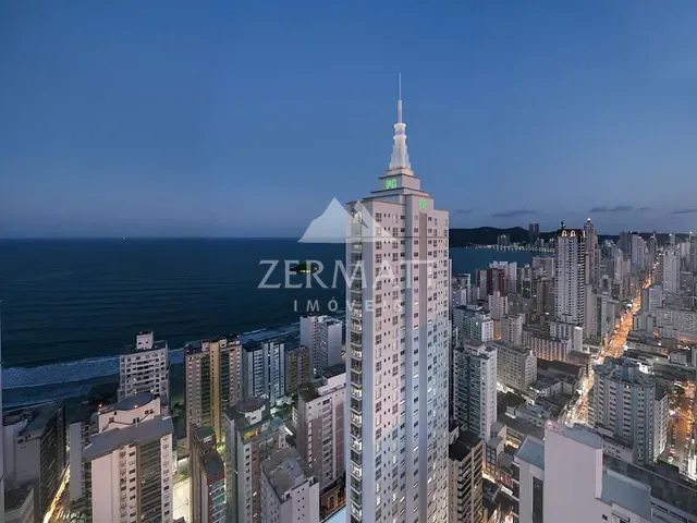 Apartamento com 322m² 4 quartos e 5 banheiros, à venda, no bairro Centro em Balneário Camboriú