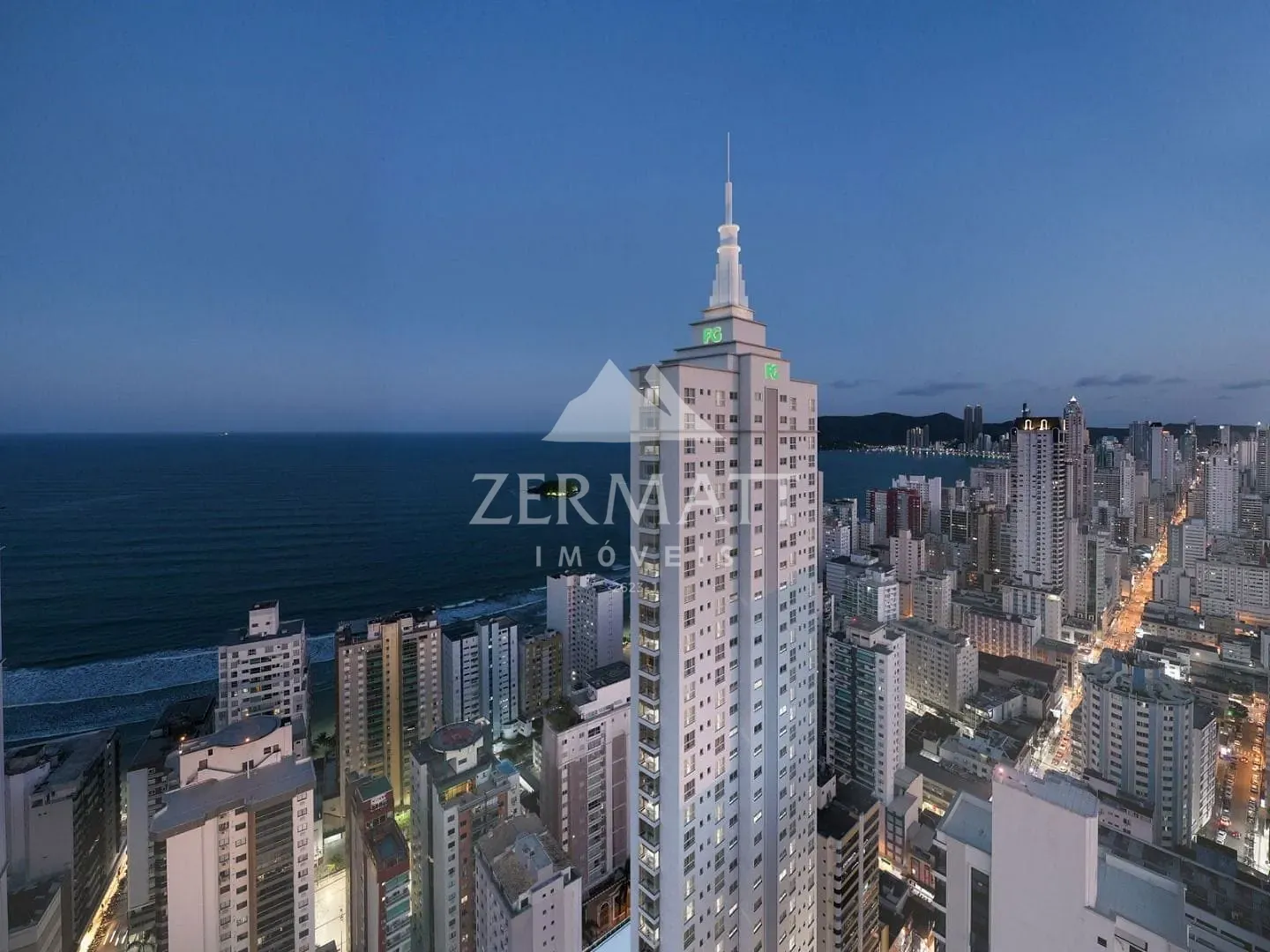 PRONTO PARA MORAR - APARTAMENTO COM 5 SUÍTES À 130METROS DA PRAIA CENTRAL — foto 3