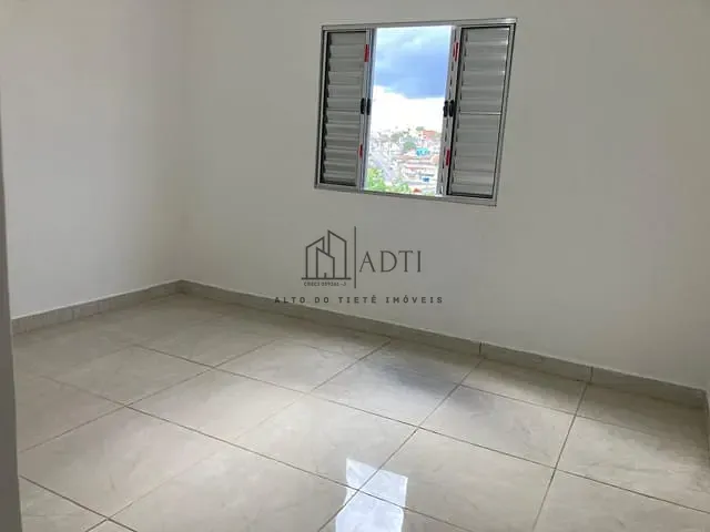 Apartamento 2 quartos e 1 banheiro, à venda, no bairro Vila Cecília em Mogi das Cruzes