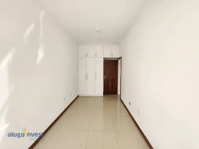 Apartamento 2 quartos e 1 banheiro, para alugar, no bairro Centro em Florianópolis