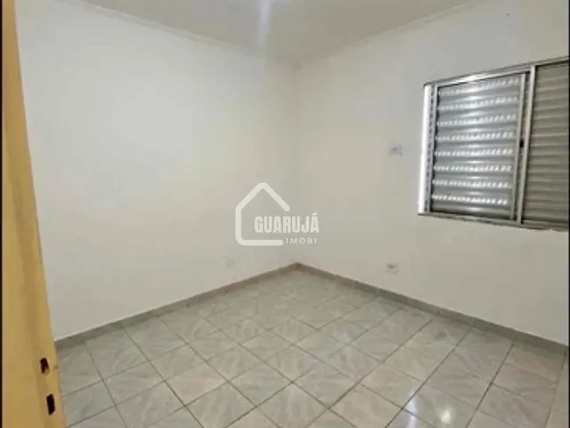 Apartamento com 65m² 2 quartos e 1 banheiro, à venda, no bairro Vila Alice (Vicente de Carvalho) em Guarujá