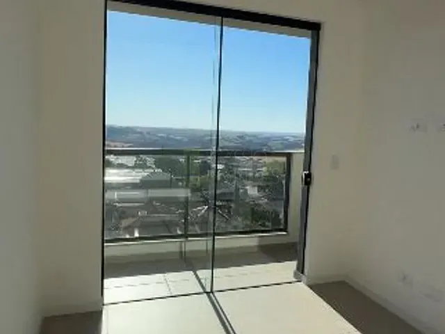 Apartamento com 108m² 2 quartos e 1 banheiro, à venda, no bairro Centro em Apucarana