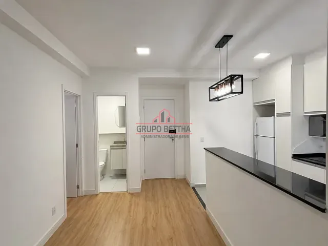 Apartamento 1 quarto e 1 banheiro, à venda, no bairro Jardim Tupanci em Barueri