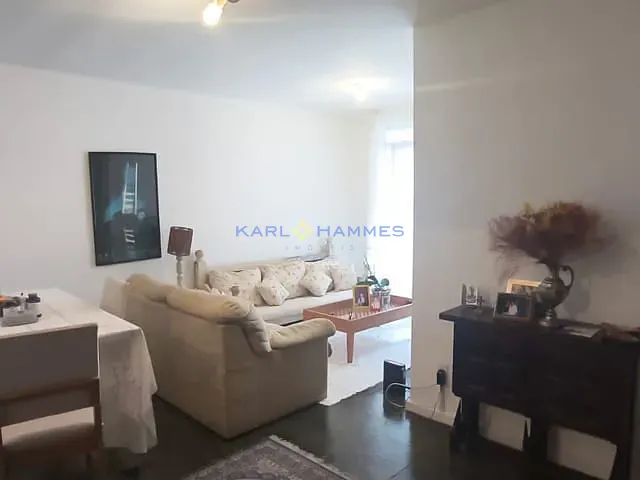 Apartamento 2 quartos e 1 banheiro, à venda, no bairro Bingen em Petrópolis