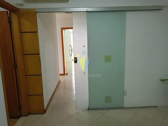 Apartamento com 68m² 2 quartos e 2 banheiros, para alugar, no bairro Centro em Rio de Janeiro