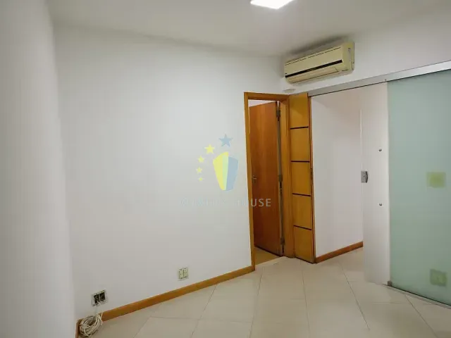 Apartamento com 68m² 2 quartos e 2 banheiros, para alugar, no bairro Centro em Rio de Janeiro
