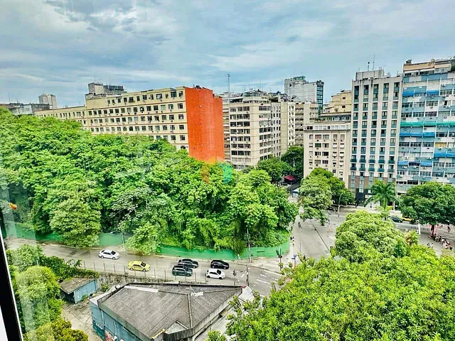 Apartamento com 240m² 4 quartos e 2 banheiros, à venda, no bairro Copacabana em Rio de Janeiro