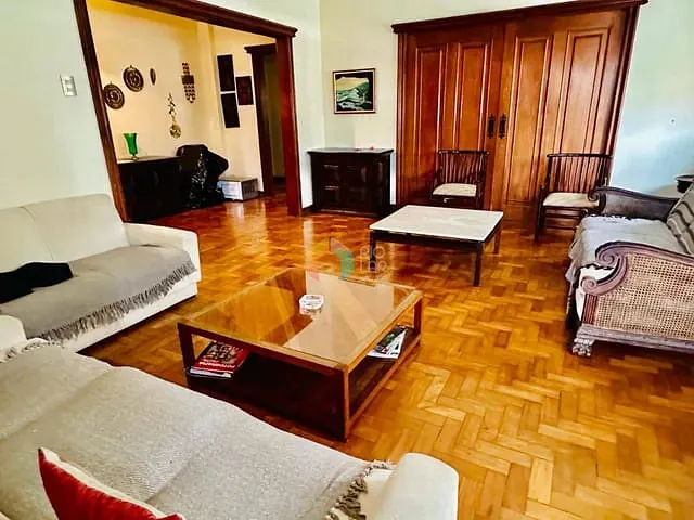 Apartamento com 240m² 4 quartos e 2 banheiros, à venda, no bairro Copacabana em Rio de Janeiro