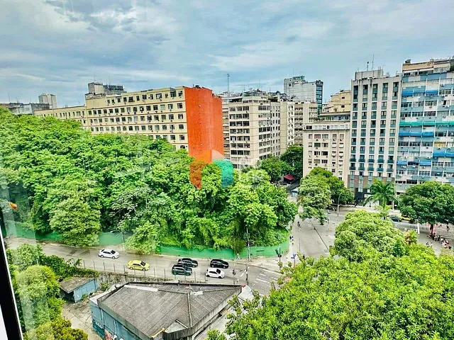 Apartamento com 240m² 4 quartos e 2 banheiros, à venda, no bairro Copacabana em Rio de Janeiro