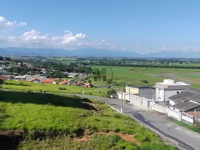 Apartamento com 100m² 3 quartos e 2 banheiros, à venda, no bairro Residencial Village Santana em Guaratinguetá