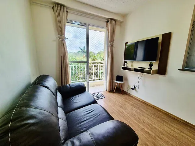 Apartamento com 48m² 2 quartos e 1 banheiro, à venda, no bairro Jardim Marilu em Carapicuíba