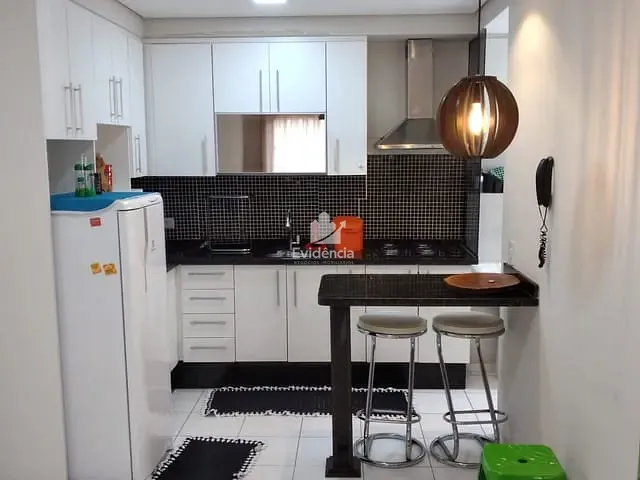 Apartamento com 76m² 2 quartos e 1 banheiro, à venda, no bairro Conjunto Residencial Marajoara em Londrina
