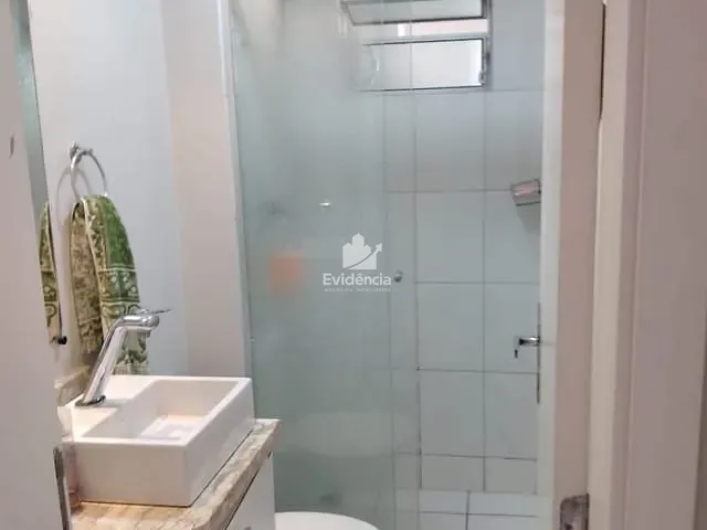 Apartamento com 76m² 2 quartos e 1 banheiro, à venda, no bairro Conjunto Residencial Marajoara em Londrina