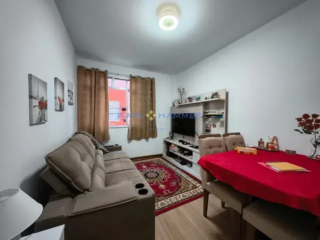 Apartamento 1 quarto e 1 banheiro, à venda, no bairro Alto da Serra em Petrópolis